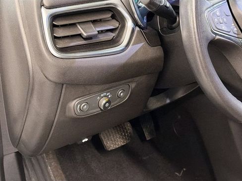 Used 2020 Chevrolet Equinox LT image 10