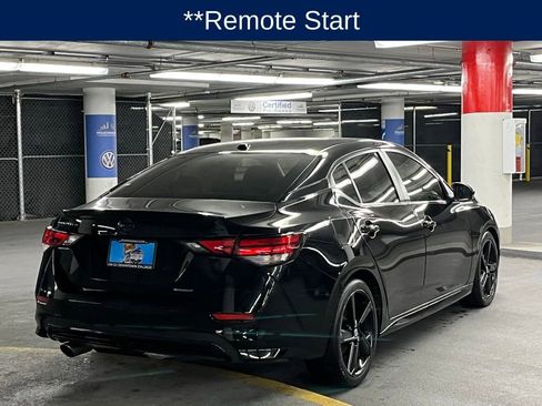 Used 2022 Nissan Sentra SR w/ Midnight Edition image 6