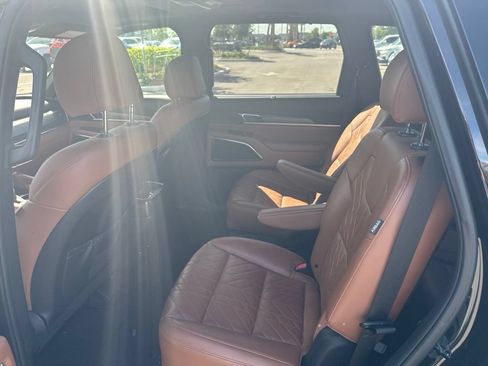 Used 2024 Kia Telluride SX Prestige X-Line AWD/4WD image 15