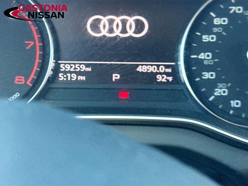 Used 2022 Audi Q5 2.0T Premium AWD/4WD image 14