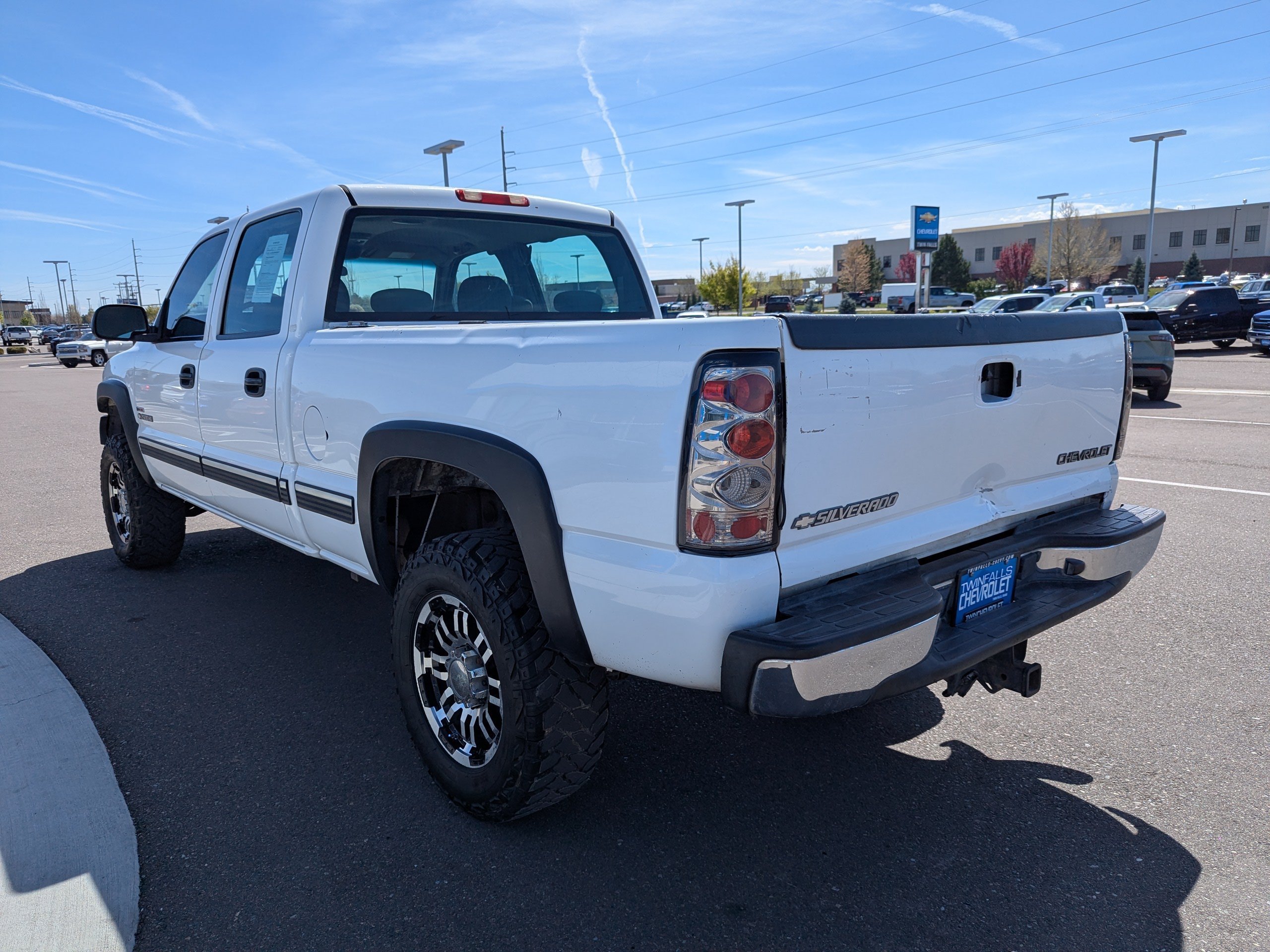 Used 2002 Chevrolet Silverado 2500 LS w/ Off-Road Skid Plate Pkg AWD/4WD image 25