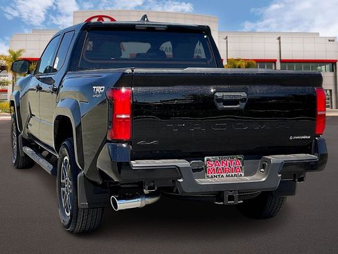 New 2025 Toyota Tacoma TRD Off-Road image 3