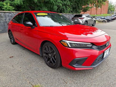 Used 2024 Honda Civic Sport image 3