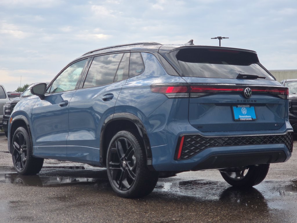 New 2026 Volkswagen Tiguan SE R-Line AWD/4WD image 12