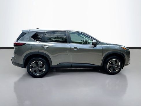 Certified 2024 Nissan Rogue SV AWD/4WD image 10