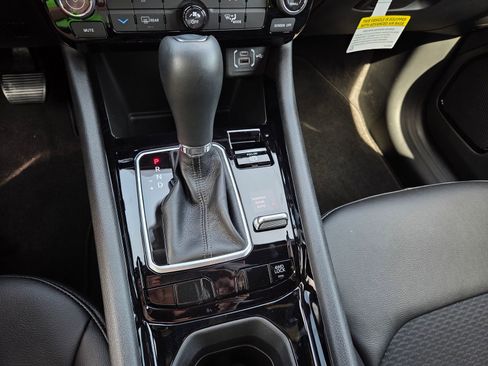 New 2026 Jeep Compass Latitude AWD/4WD image 9