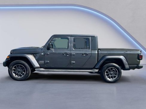 Used 2020 Jeep Gladiator Overland w/ Popular Equipment Package AWD/4WD image 3