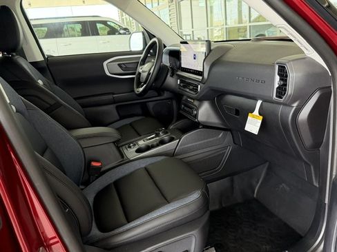 New 2026 Ford Bronco Sport Outer Banks w/ Sasquatch Outer Banks Package AWD/4WD image 8