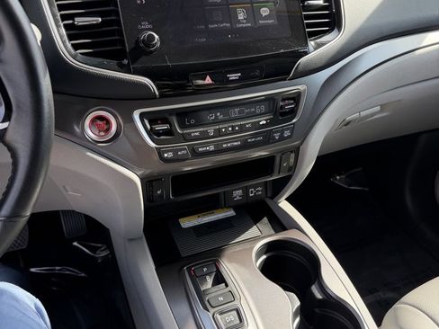 Certified 2022 Honda Pilot Special Edition image 13