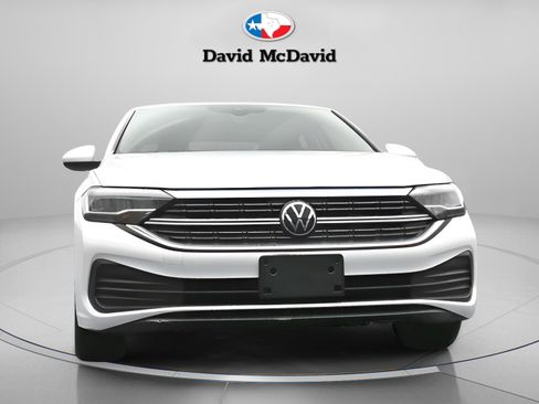 Used 2024 Volkswagen Jetta S image 28