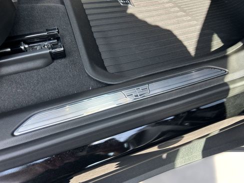 New 2025 Cadillac XT5 Sportv w/ LPO, Bronce Accent Package image 28