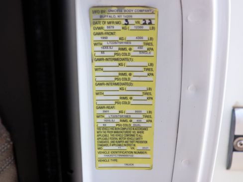 Used 2022 Chevrolet Express 3500 w/ Power Convenience Package RWD image 27