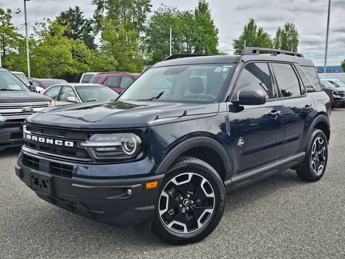 Used 2023 Ford Bronco Sport Outer Banks w/ Tech Package AWD/4WD image 1