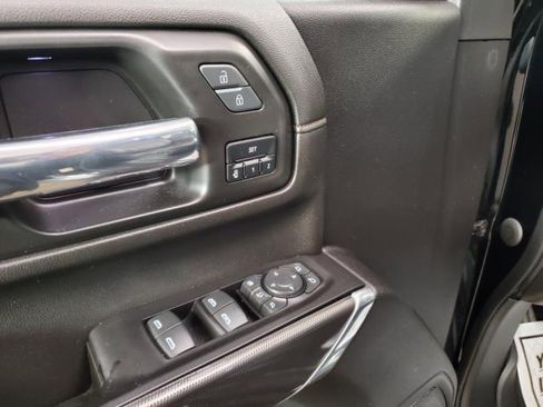 Used 2022 GMC Sierra 2500 AT4 w/ AT4 Premium Plus Package image 15