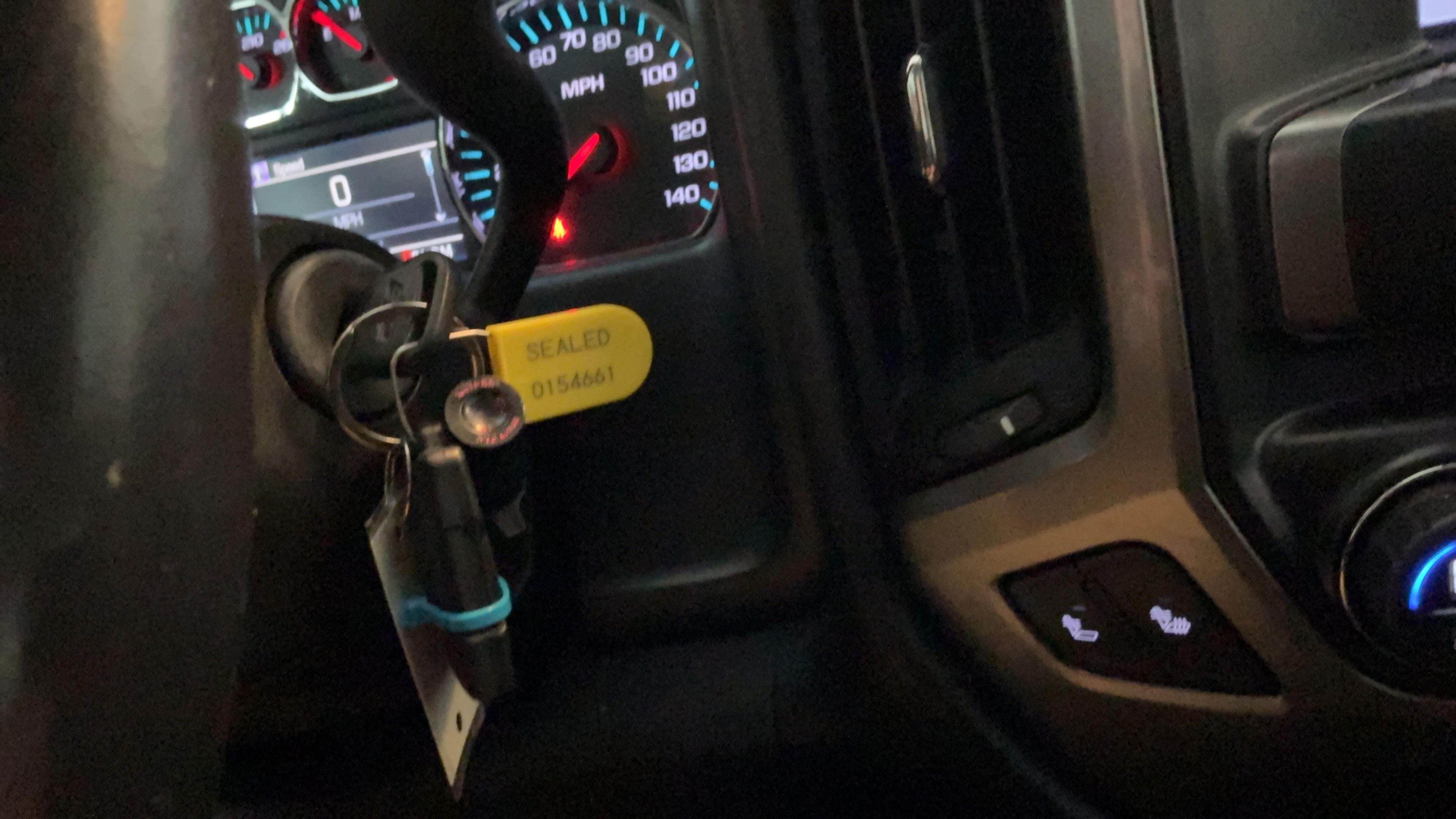 Used 2015 Chevrolet Silverado 1500 LT w/ LT Convenience Package RWD image 16