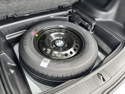 New 2026 Jeep Grand Cherokee Altitude AWD/4WD image 39