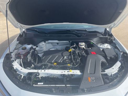 Used 2025 Buick Envista Preferred image 33