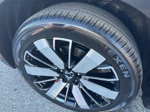 New 2026 Mitsubishi Outlander SE FWD image 9