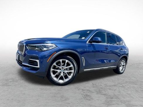Used 2022 BMW X5 xDrive40i w/ Premium Package AWD/4WD image 1