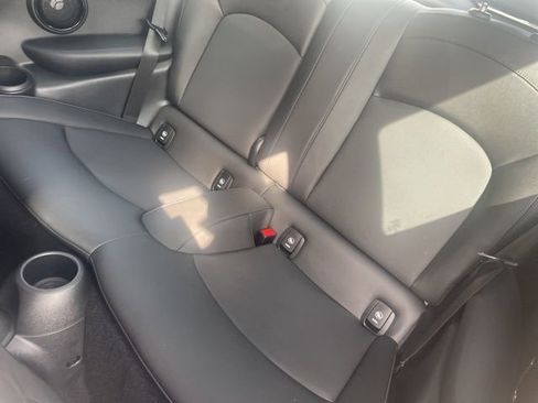 Used 2024 MINI Cooper SE image 22