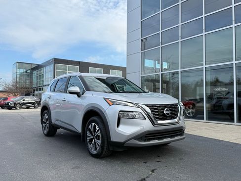 Used 2023 Nissan Rogue SV w/ SV Premium B Package image 1