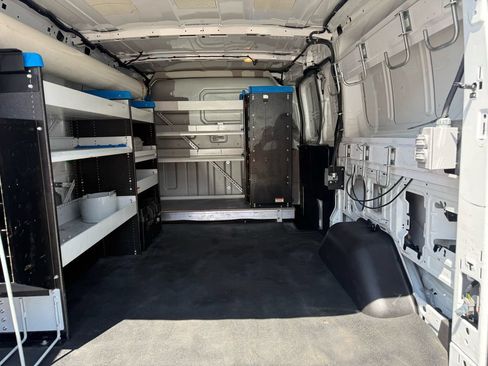 Used 2015 Ford Transit 250 130 Low Roof RWD image 8