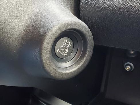 Used 2025 RAM ProMaster 2500 FWD image 10