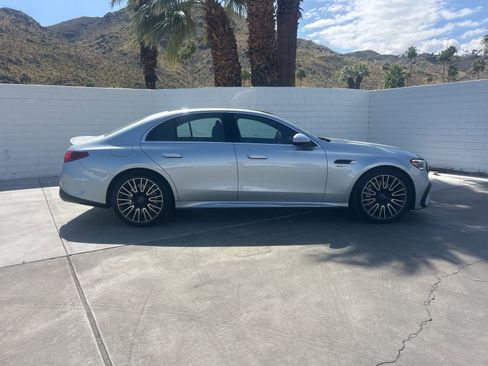 Used 2025 Mercedes-Benz E 53 AMG e 4MATIC Sedan image 4