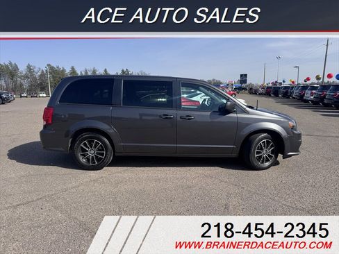 Used 2018 Dodge Grand Caravan GT FWD image 6