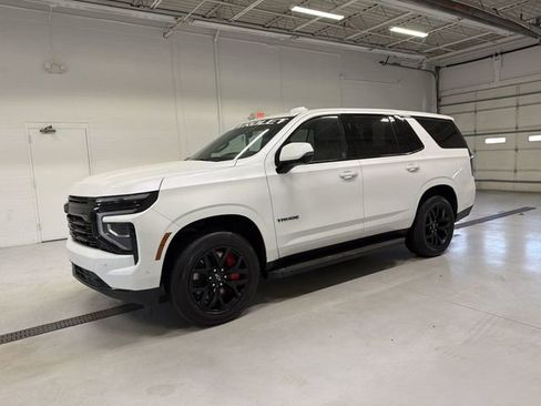 Certified 2025 Chevrolet Tahoe RST w/ RST Performance Edition AWD/4WD image 5