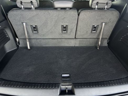 New 2026 GMC Acadia Elevation w/ Elevation Premium Package FWD image 26