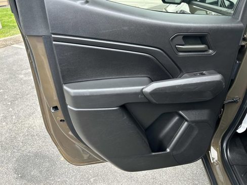 Used 2023 Chevrolet Colorado W/T image 18