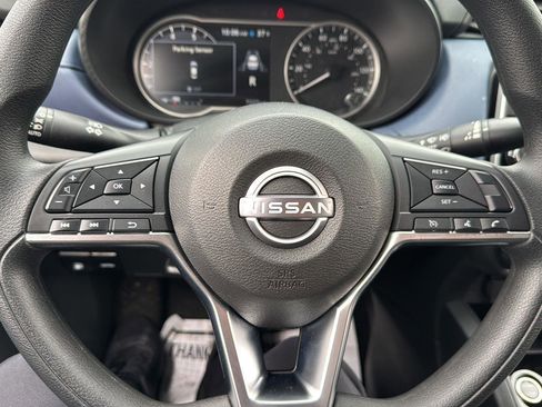 Used 2024 Nissan Versa SV w/ Trunk Package image 17
