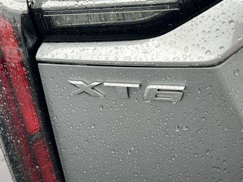 Used 2023 Cadillac XT6 Sport w/ Technology Package image 9