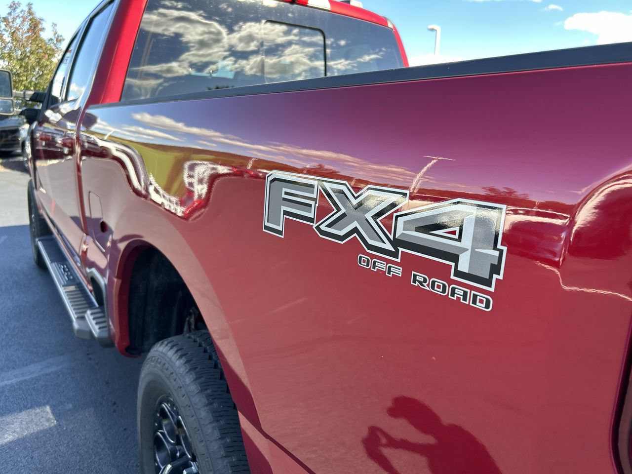 Used 2026 Ford F250 XLT w/ XLT Premium Package AWD/4WD image 12