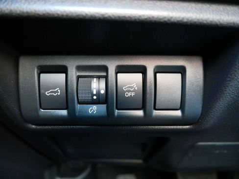 Used 2023 Subaru Outback Premium image 26