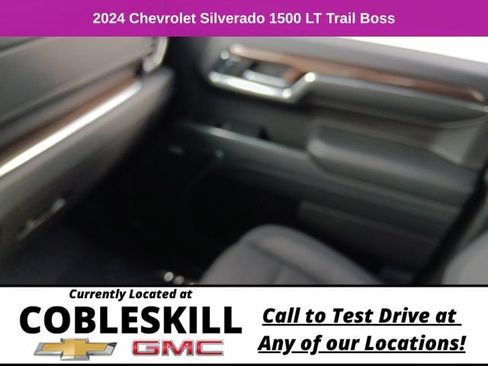 Used 2024 Chevrolet Silverado 1500 LT Trail Boss w/ Convenience Package II AWD/4WD image 21