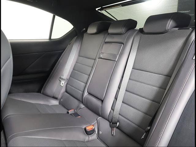 Certified 2025 Lexus IS 350 F Sport RWD image 10