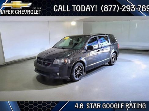 Used 2019 Dodge Grand Caravan SE image 1