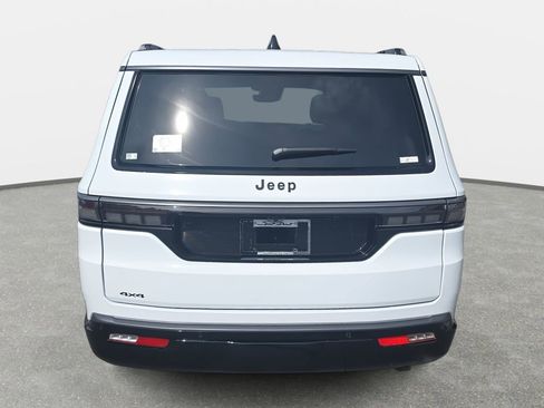 New 2026 Jeep Grand Wagoneer Limited AWD/4WD image 6