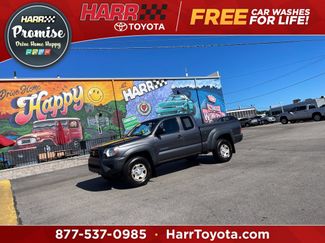 Used 2015 Toyota Tacoma 4x4 Access Cab w/ Convenience Package video 1