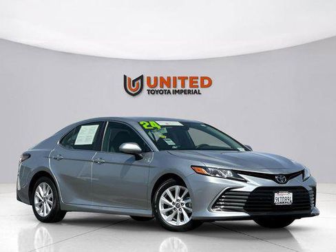 Certified 2024 Toyota Camry LE image 1