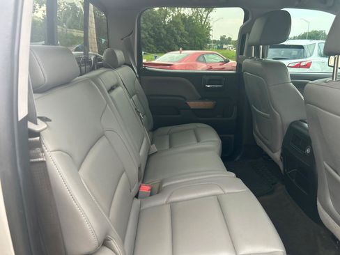 Used 2015 Chevrolet Silverado 1500 LTZ AWD/4WD image 22