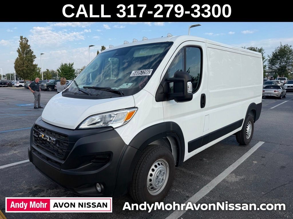 Used 2025 RAM ProMaster 2500 w/ Convenience Group FWD image 3
