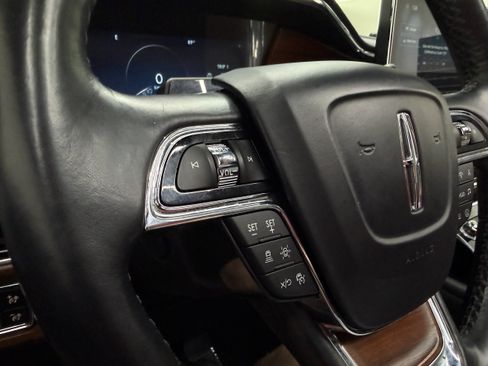 Used 2023 Lincoln Navigator L Reserve w/ Equipment Group 201A AWD/4WD image 18