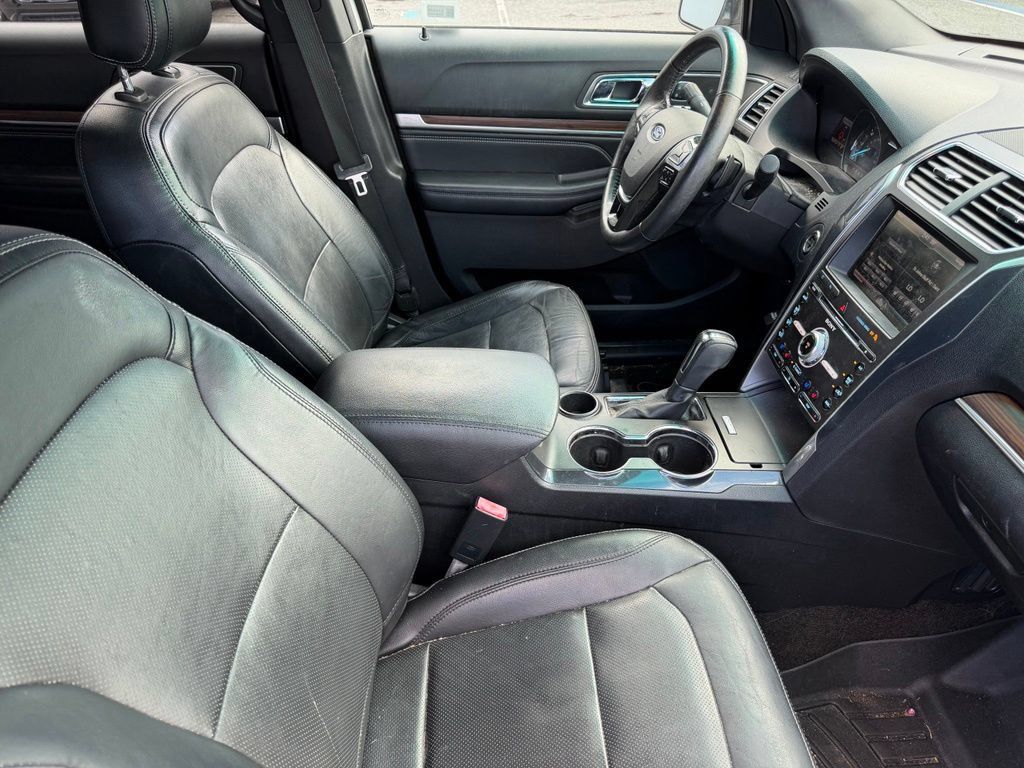 Used 2016 Ford Explorer Limited FWD image 15