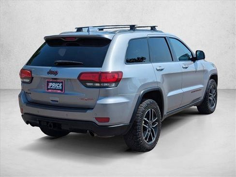 Used 2020 Jeep Grand Cherokee Trailhawk w/ Trailhawk Luxury Group AWD/4WD image 5