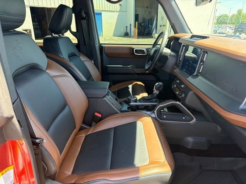 Certified 2024 Ford Bronco Outer Banks AWD/4WD image 32