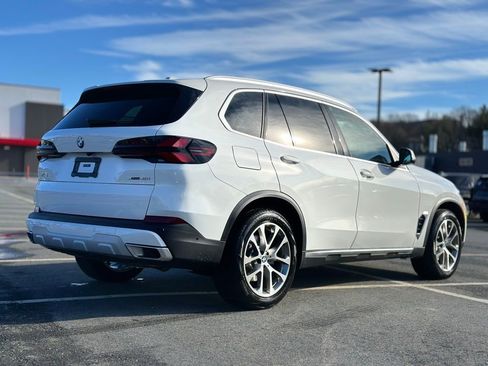 Certified 2026 BMW X5 xDrive40i w/ Parking Assistance Package image 7