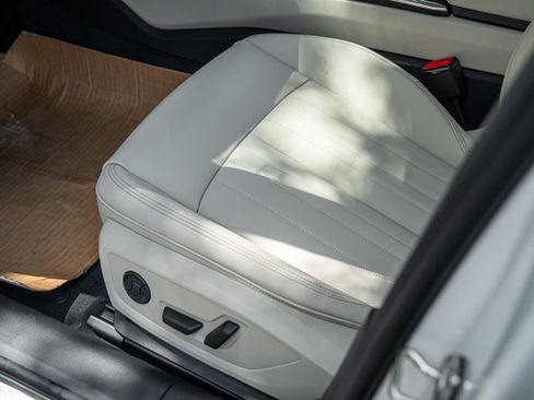 New 2025 Audi A6 2.0T Premium image 8